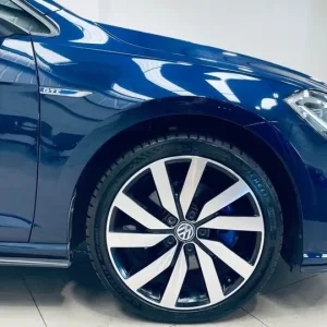 VW Golf 1.4 TSI GTE Hybrid 5-door 2018 - Image 2