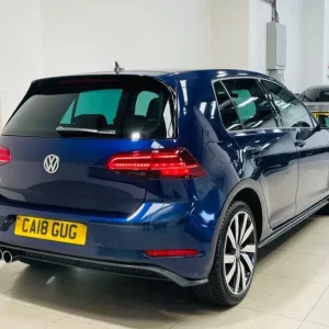 VW Golf 1.4 TSI GTE Hybrid 5-door 2018 - Image 4