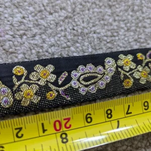 Embroidered ribbon