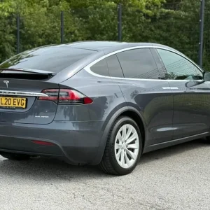 2020 Tesla Model X 5-door hatchback - Image 6