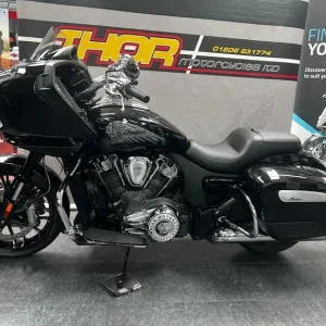 Indian Challenger Limited 2022 1768cc 13,000 miles - Image 2