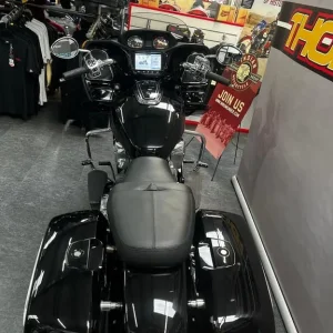 Indian Challenger Limited 2022 1768cc 13,000 miles - Image 6