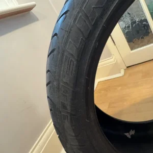 Michelin 255/40 ZR 18 tyres - Image 3