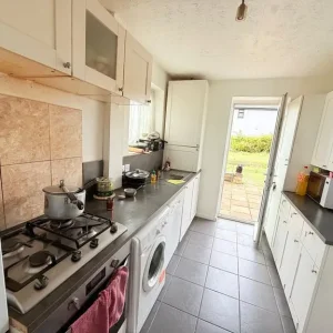 3 Bedroom Semi Detached House with Two Living Rooms - Image 3