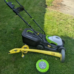 Lawnmower and strimmer - Image 2