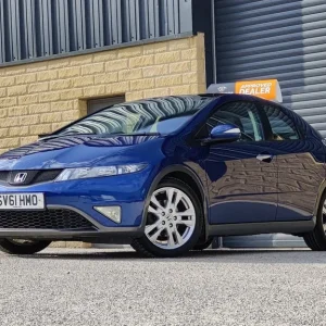 2011 Honda Civic 1.8 i-VTEC ES 5-door Hatchback Manual