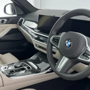 2025 BMW X7 xDrive40i M Sport 5-door Estate - Image 6