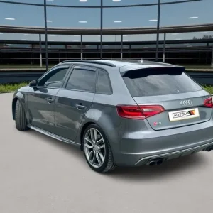 2016 Audi S3 Sportback S Tronic Quattro Euro 6 5-door Hatchback - Image 6