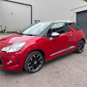 Citroen DS3 2014 3-door hatchback manual - Image 2