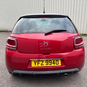 Citroen DS3 2014 3-door hatchback manual - Image 5