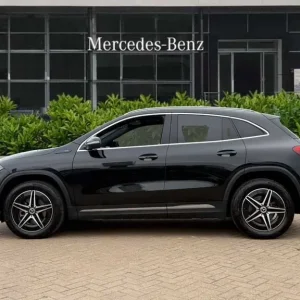 2021 Mercedes-Benz EQA 250 AMG Line 5-door electric hatchback - Image 8