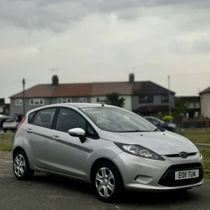 Ford Fiesta 2011 Hatchback Manual 5-door - Image 2