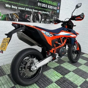 2024 KTM 690 SMC R X-Ring Euro 5 - Image 5