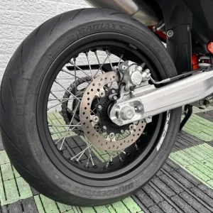 2024 KTM 690 SMC R X-Ring Euro 5 - Image 6