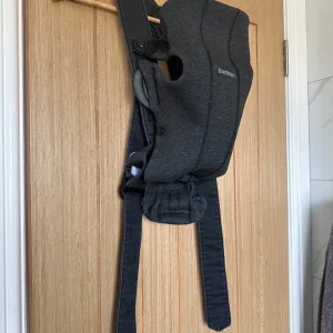 BabyBjörn Mini Carrier - Image 2