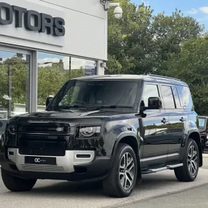 2024 Land Rover Defender 3.0 D250 SE 110 5dr Auto Estate Diesel