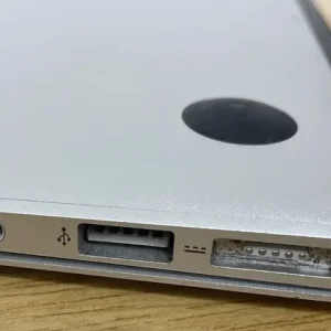 Apple MacBook Air 13-inch 2017 - Image 5