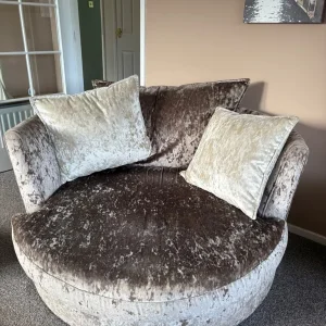 2 swivel cuddle chairs from DFS - Image 2