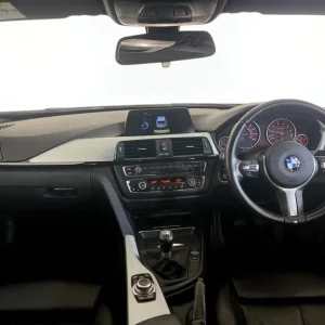 2015 BMW 3 Series 320i xDrive M Sport 5-door - Image 3