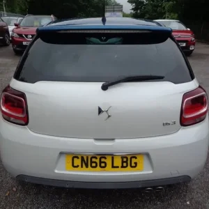2016 DS 3 BlueHDI Prestige S/S Hatchback - Image 8