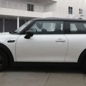 2023 MINI Cooper S Electric Hatchback - Image 6