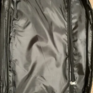 Blue and white flower suitcase - Image 7