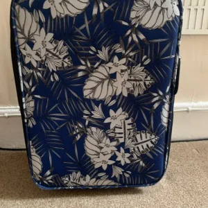 Blue and white flower suitcase