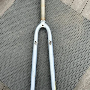 GT rigid steel bike forks 700C 1 1/8 steerer