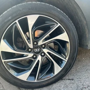 2019 Hyundai Tucson 2.0 CRDi Premium SE 5-door SUV - Image 8