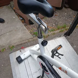 Exercise bike - Image 3