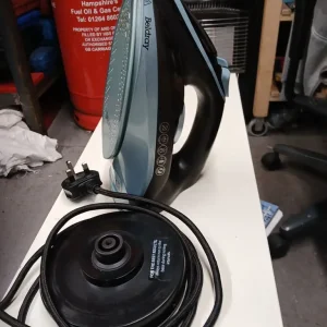 Beldray 2 in 1 Cordless Steam Iron BEL01609 - Image 2