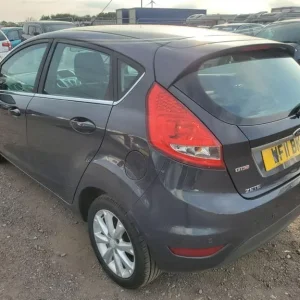 Ford Fiesta 1.4 TDCi Zetec 2011 - Image 7
