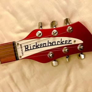 Rickenbacker 330 - Image 2