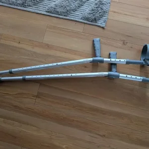Coopers Elbow Double Adjustable Crutches PVC Handle Adult - Image 3