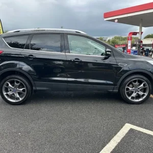 2014 Ford Kuga 2.0 TDCi Titanium 5-door Diesel Manual - Image 2