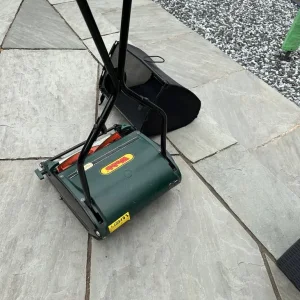 Webb 12R Cylinder mower - Image 3