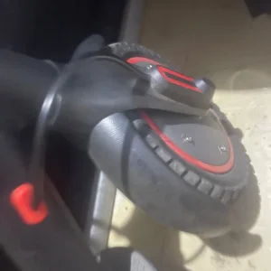 Electric scooter - Image 2