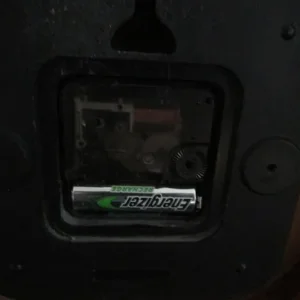 Seiko Wall Clock with Wooden Frame - Image 4