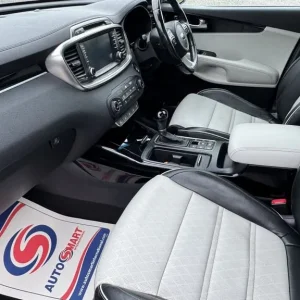 2017 Kia Sorento 2.2 CRDi Diesel SUV Estate - Image 8