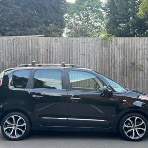 2016 Citroen C3 Picasso 1.2 PureTech Platinum MPV - Image 5