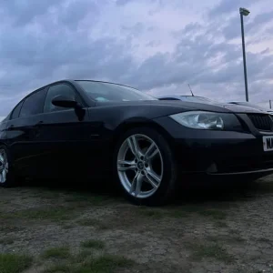 BMW 320D SE 2006, 4-door saloon with manual transmission - Image 2
