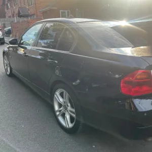 BMW 320D SE 2006, 4-door saloon with manual transmission - Image 8