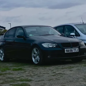 BMW 320D SE 2006, 4-door saloon with manual transmission