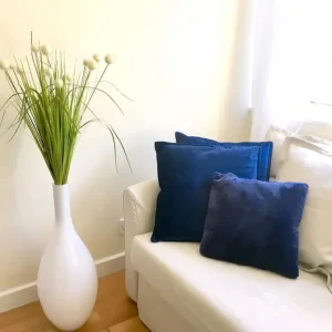 Bright 2-bed Apartment in Reigate, Reigate and Banstead - Image 4