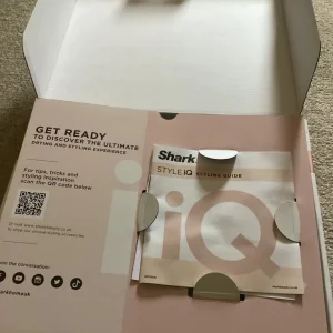 Shark Hairdryer - Image 2