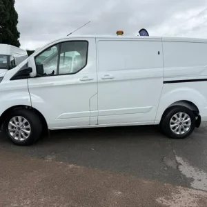 2021 Ford Transit Custom 2.0 EcoBlue Limited 5dr Panel Van Diesel Manual - Image 7