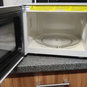 Morrisons 20L 80-0W Easy Use Microwave - Image 3