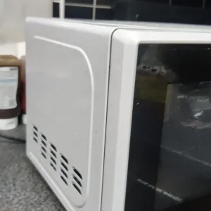 Morrisons 20L 80-0W Easy Use Microwave - Image 6