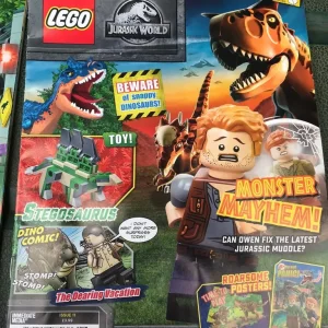3 X Lego Jurassic World Magazines & 3 Sealed Mini Bags - Image 6