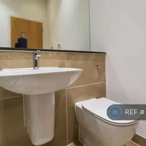 2 bedroom flat in Emerald House, Atherstone, North Warwickshire - Image 5